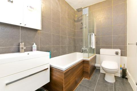 1 bedroom apartment to rent, Kentish Town Road, Kentish Town NW5