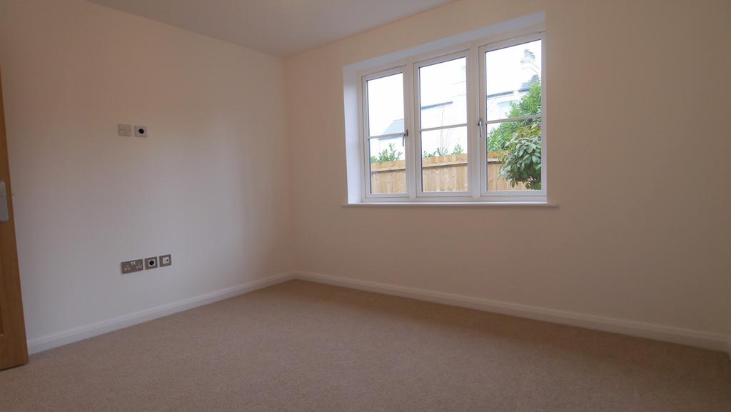 Bedroom 4/Study/Play