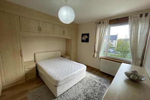 2 bedroom flat to rent, Hutchison Place, Chesser, Edinburgh, EH14