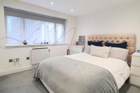 undefined, Charlotte Street, Fitzrovia, W1T