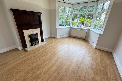 42 Ravensdale Avenue, London, N12 9HT