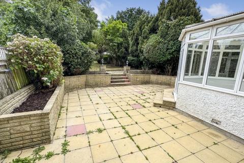 42 Ravensdale Avenue, London, N12 9HT