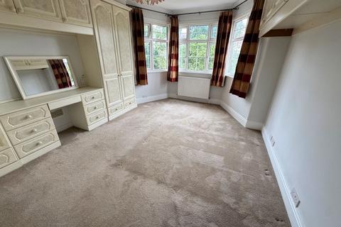 42 Ravensdale Avenue, London, N12 9HT