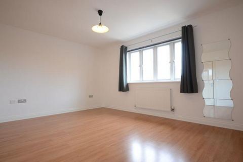 2 bedroom end of terrace house to rent, Flemish Place,  Warfield,  RG42