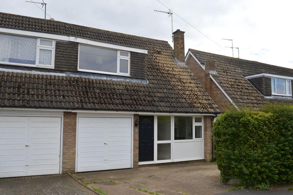 The Banks, Hackleton, Northampton NN7 2AF 3 bed semidetached house £