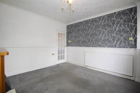 2 bedroom terraced house to rent, West Leake Road, East Leake, LE12