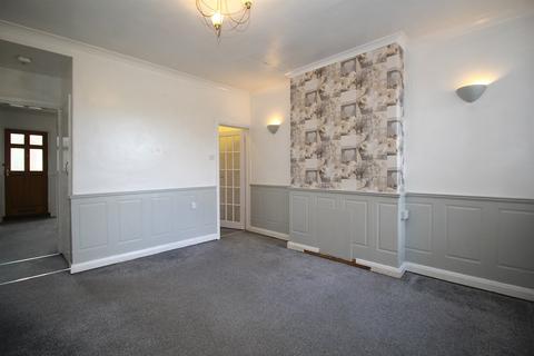 2 bedroom terraced house to rent, West Leake Road, East Leake, LE12