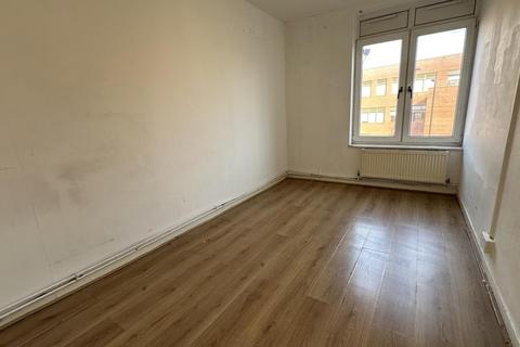 2 bedroom flat to rent, Ribstone House, Homerton, E9