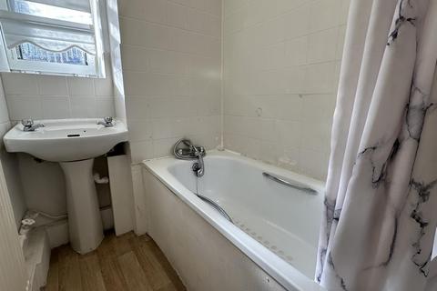 2 bedroom flat to rent, Ribstone House, Homerton, E9