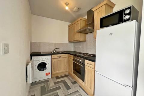 1 bedroom apartment to rent, Plumpton Mews, Halton View, Widnes