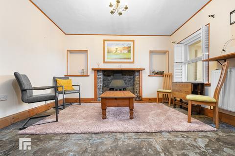 undefined, Garth Hill, Gwaelod-y-Garth, Cardiff