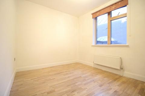 1 bedroom apartment to rent, Hackney Road, London E2