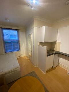 Studio to rent, Lyncroft House, Lyncroft Gardens, West Hampstead, NW6