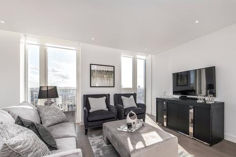 3 bedroom apartment to rent, Vaughan Way, London Dock, E1W