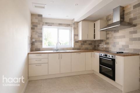 1 bedroom in a house share to rent, Holbrook Road, Cambridge