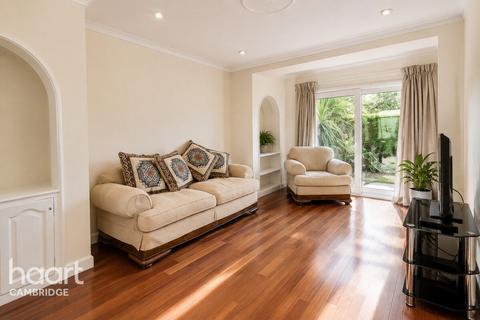 1 bedroom in a house share to rent, Holbrook Road, Cambridge