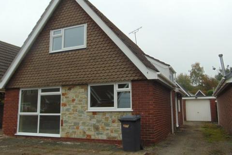 3 bedroom detached house to rent, Byron Court, Stoke-On-Trent