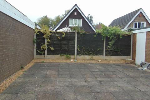 3 bedroom detached house to rent, Byron Court, Stoke-On-Trent