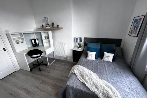 undefined, 2 Regent Park Avenue, Leeds LS6