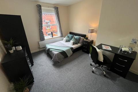 3 bedroom terraced house to rent, Granby Place, Leeds LS6