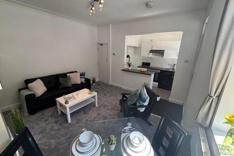 3 bedroom terraced house to rent, Granby Place, Leeds LS6