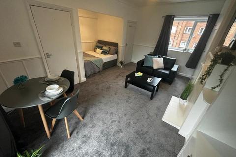 Studio to rent, Cumberland Court, Leeds LS6