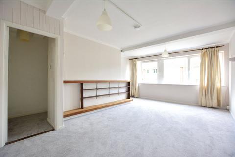 4 bedroom house to rent, Hatcliffe Close, London, SE3