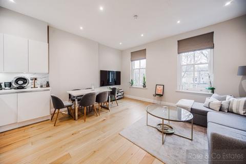 1 bedroom flat for sale, Greencroft Gardens, South Hampstead, London