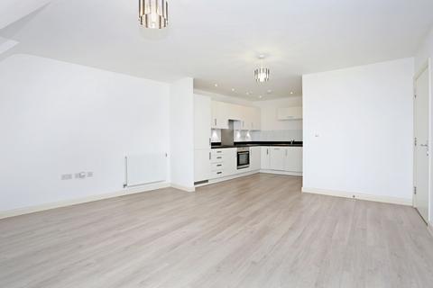 1 bedroom flat to rent, Featherstone Road, Southall, UB2