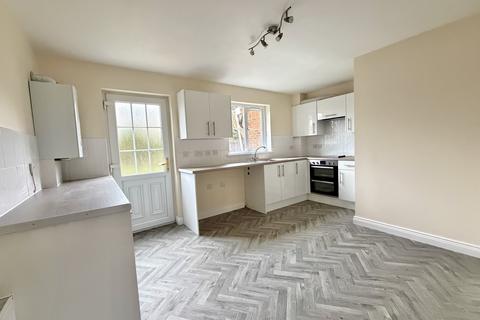 3 bedroom link detached house to rent, Field View, March PE15