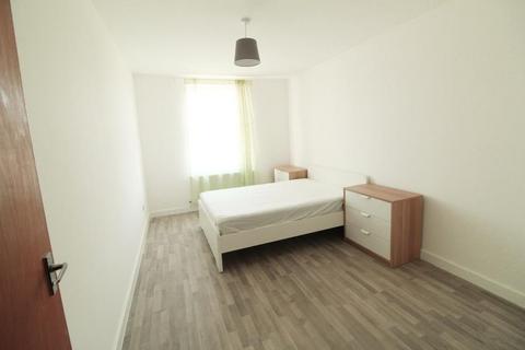 2 bedroom flat to rent, Gosport Road, Walthamstow, E17