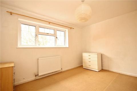 3 bedroom semi-detached house to rent, Homestall, Guildford, Surrey, GU2