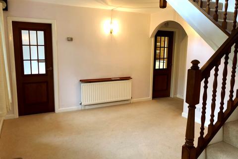 4 bedroom detached house to rent, Lovelace Avenue, Solihull, Moseley Road, Birmingham B91