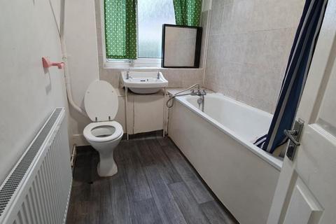 2 bedroom apartment to rent, Somerford Grove, Stoke Newington, N16