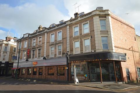 Studio to rent, Old Christchurch Road, Bournemouth