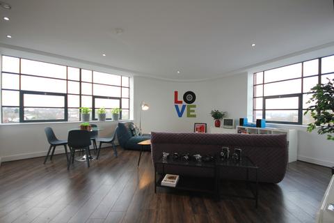2 bedroom penthouse to rent, The Kettleworks, Pope Street, Jewellery Quarter, B1