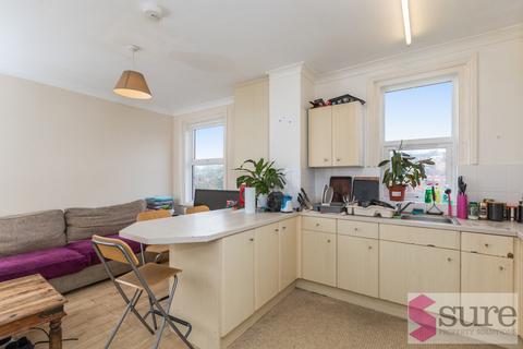 5 bedroom terraced house to rent, Riley Road, Brighton