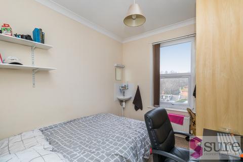 5 bedroom terraced house to rent, Riley Road, Brighton
