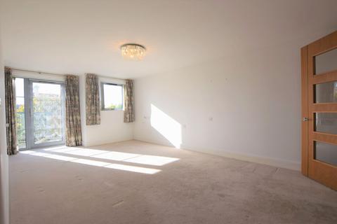 1 bedroom flat for sale, Kingsman Court, Carnarvon Road, Clacton-on-Sea