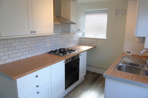 2 bedroom semi-detached house to rent, Ryelands Road, North Wootton