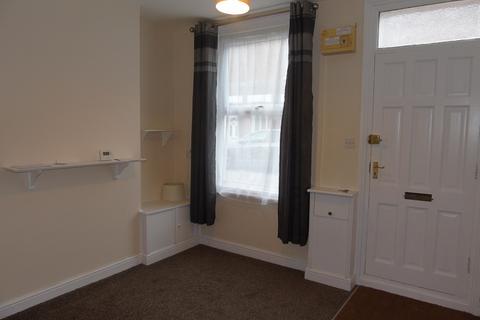 2 bedroom terraced house to rent, Burkitt Street, Kings Lynn