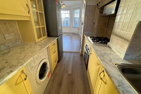 undefined, COLNEY HATCH LANE, MUSWELL HILL, N10