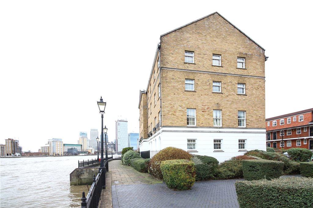Prince Regent Court, 36 Edward Square, Rotherhithe Street, London, SE16