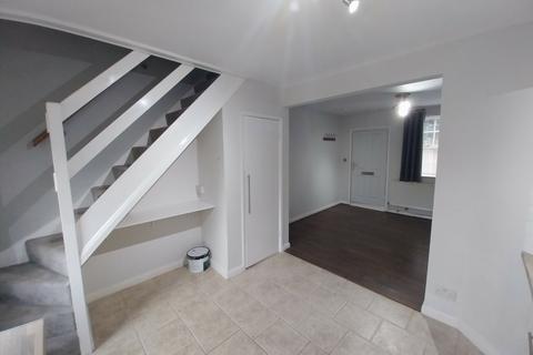 1 bedroom terraced house to rent, Edenbridge, Kent, TN8