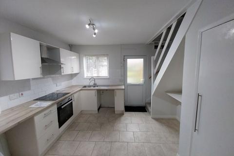 1 bedroom terraced house to rent, Edenbridge, Kent, TN8