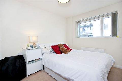 1 bedroom apartment to rent, Ursula Gould Way, E14