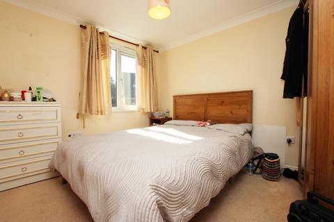 2 bedroom apartment for sale, Akela Close, Kettering, Northamptonshire, NN15