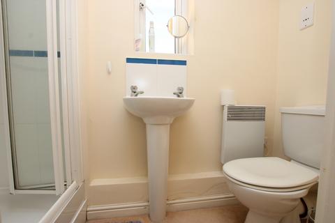 30 Akela Close, Kettering, NN15 6EX