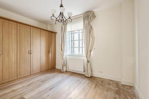 3 bedroom apartment to rent, Cropthorne Court,  Maida Vale,  W9