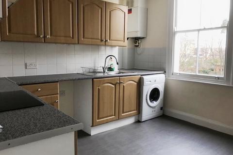 2 bedroom flat to rent, Cephas Avenue, Stepney E1